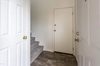 Photo #2: 6049154 Listing