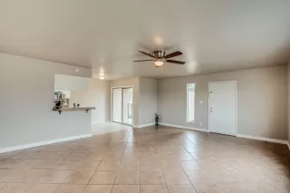 Photo #6: 6049235 Listing