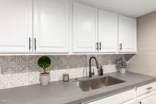 Photo #3: 6049258 Listing