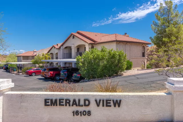 MLS: 6049330 Condo For Sale
