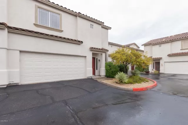 MLS: 6049417 Condo For Sale