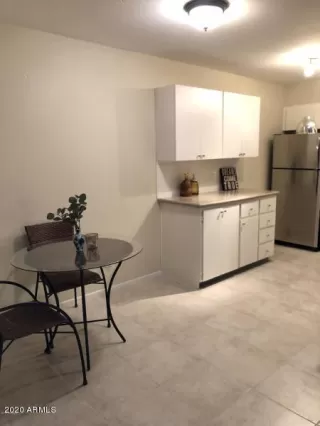 Photo #5: 6049509 Listing