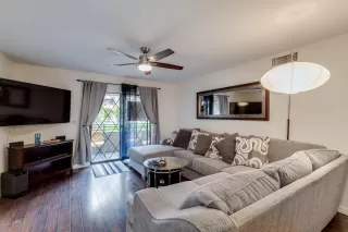 Photo #3: 6049667 Listing 