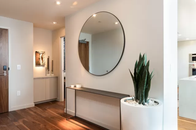 MLS: 6049798 Condo For Sale