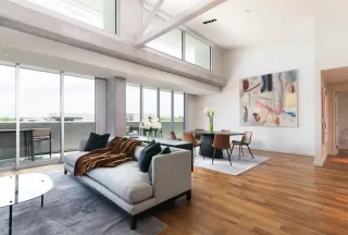 Photo #3: 6049798 Listing