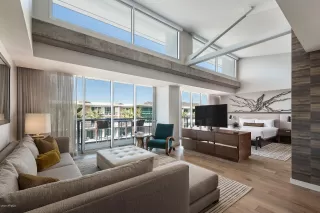 Photo #2: 6049805 Listing