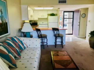 Photo #4: 6049817 Listing