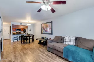 Photo #3: 6049833 Listing