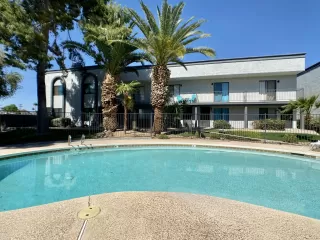 Photo #5: 6049834 Listing