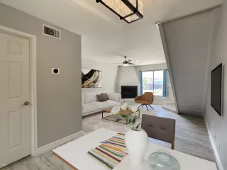 Photo #6: 6049834 Listing