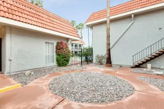 Photo #4: 6050198 Listing