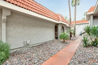 Photo #6: 6050198 Listing