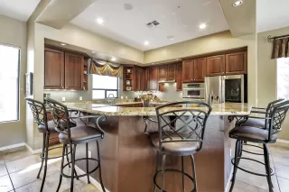 Photo #3: 6051072 Listing