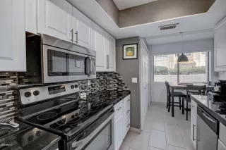 Photo #2: 6051488 Listing 