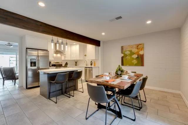MLS: 6051558 Condo For Sale