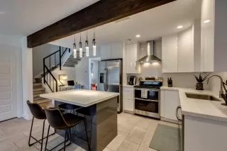 Photo #2: 6051558 Listing