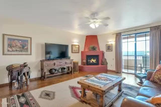 Photo #2: 6051590 Listing 