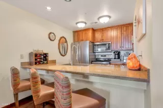 Photo #3: 6051590 Listing 