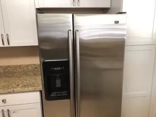 Photo #5: 6051667 Listing