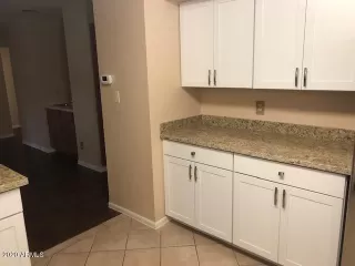 Photo #6: 6051667 Listing