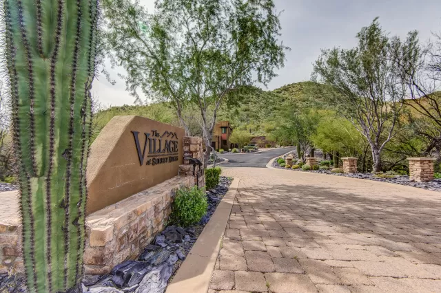 MLS: 6051899 Condo For Sale