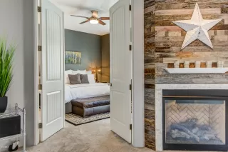 Photo #3: 6051899 Listing 