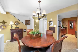 Photo #3: 6052242 Listing