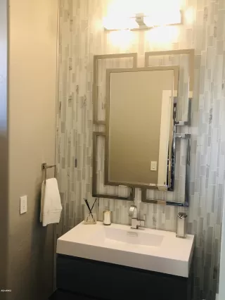 Photo #5: 6052595 Listing