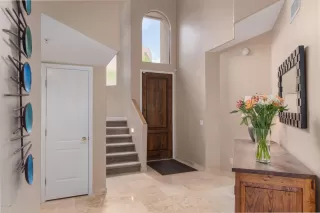 Photo #4: 6052909 Listing