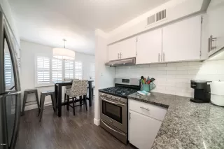 Photo #5: 6053258 Listing 