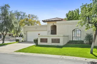 Photo #3: 6053284 Listing