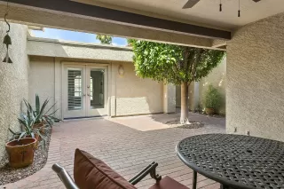 Photo #5: 6053284 Listing