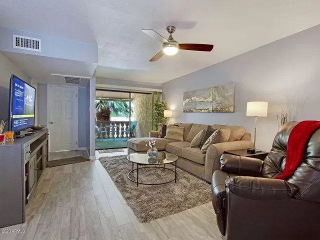 MLS: 6053508 Condo For Sale