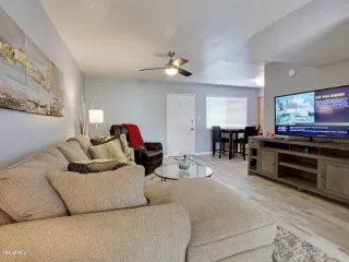 Photo #3: 6053508 Listing