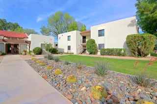 Photo #2: 6053546 Listing
