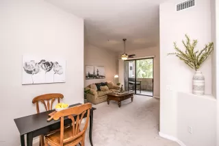 Photo #4: 6053591 Listing