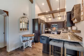Photo #5: 6053620 Listing 