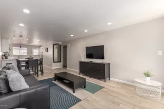 Photo #1: 6053685 Listing 