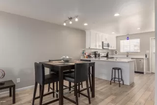 Photo #4: 6053685 Listing 