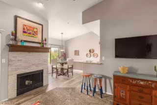 Photo #3: 6054082 Listing