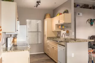 Photo #6: 6054082 Listing