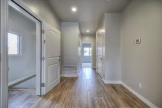 Photo #6: 6054209 Listing 