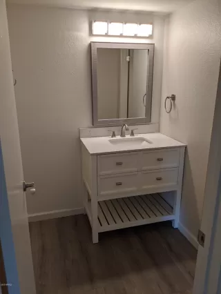 Photo #6: 6054425 Listing