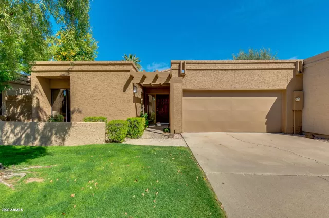MLS: 6054513 Condo For Sale