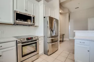 Photo #4: 6054906 Listing