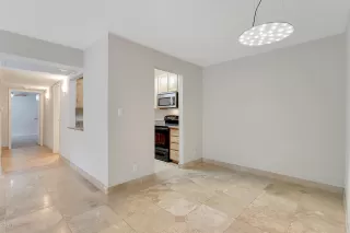 Photo #4: 6054998 Listing
