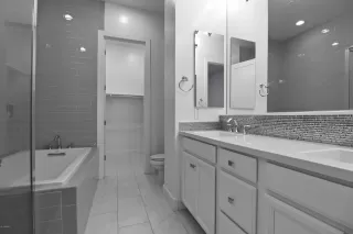 Photo #2: 6055010 Listing