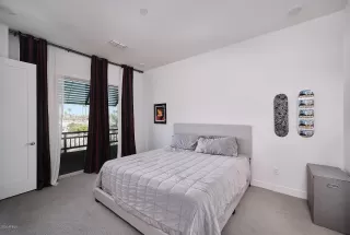 Photo #3: 6055010 Listing