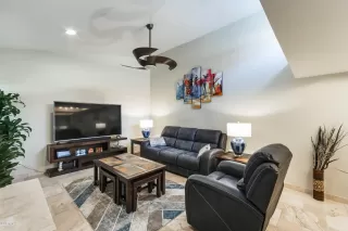 Photo #4: 6055040 Listing