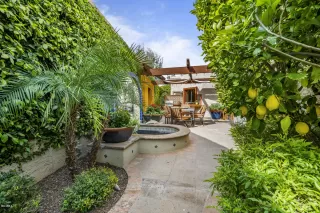 Photo #3: 6055161 Listing